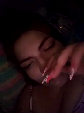 mila curvy online show from February 26, 2026, 5:07 am