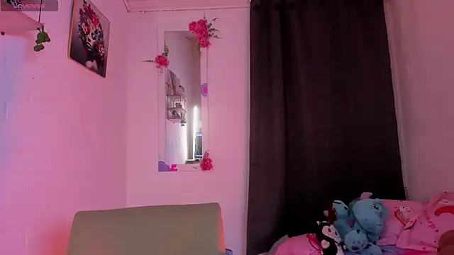 Cristal dark online show from March 2, 2026, 11:44 pm