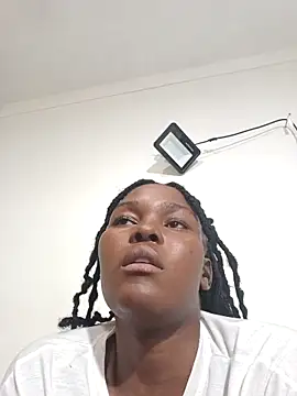 VirginPrincess06 online show from April 25, 2026, 1:41 pm