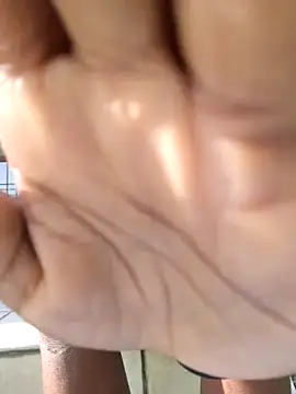 VirginPrincess06 online show from November 30, 2025, 5:08 am