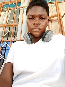 Snapshot of VirginPrincess06 chatting on February 5, 2026, 11:39 am VirginPrincess06 online show from February 5, 2026, 11:39 am