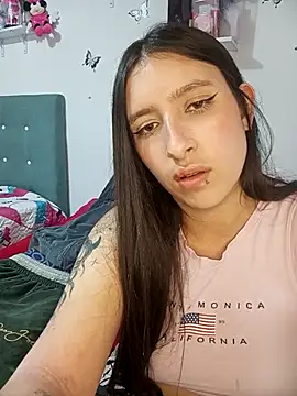 Snapshot of tammy_moon09_ chatting on March 24, 2026, 4:01 am tammy moon09 online show from March 24, 2026, 4:01 am