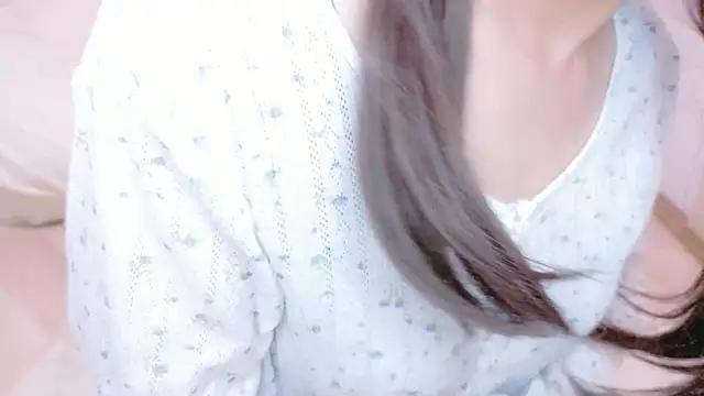 JUNjun   online show from December 3, 2025, 3:29 am