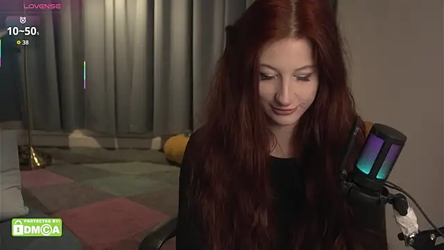 caty cuddly online show from November 23, 2025, 9:14 pm