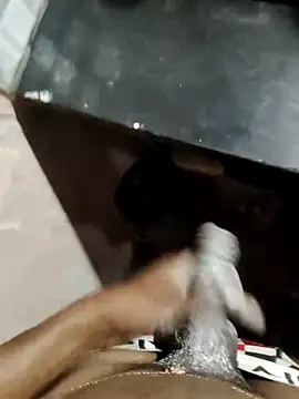 Snapshot of ronynott chatting on November 30, 2025, 1:01 pm ronynott online show from November 30, 2025, 1:01 pm