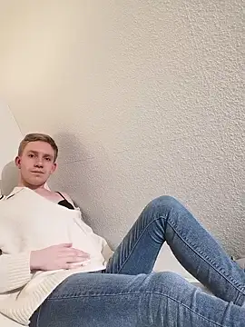 Hannah9708 online show from January 10, 2026, 8:48 pm