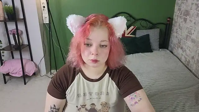 Vlada vv online show from August 3, 2026, 7:38 am