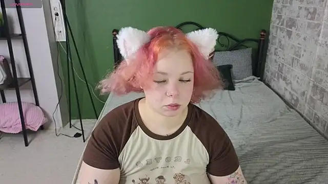 Vlada vv online show from August 4, 2026, 1:21 am