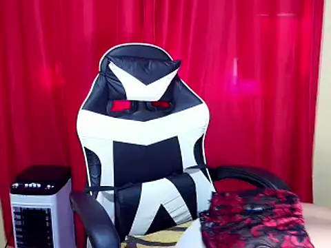 Snapshot of lovelyxmorena chatting on July 8, 2026, 11:16 pm lovelyxmorena online show from July 8, 2026, 11:16 pm