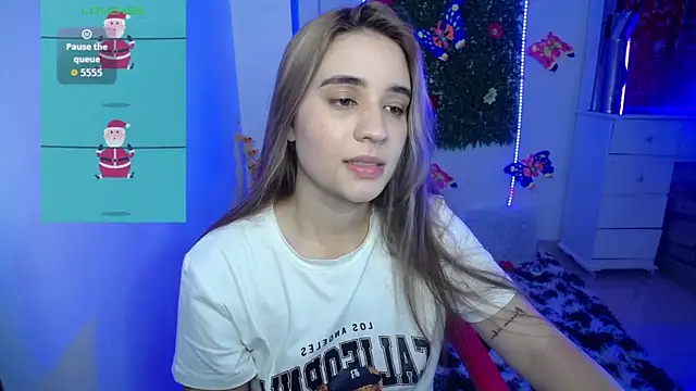 Snapshot of Karol_Stones chatting on December 22, 2025, 11:27 pm Karol Stones online show from December 22, 2025, 11:27 pm