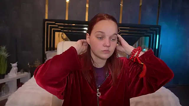 Sun Shine Lola online show from December 5, 2025, 8:46 am