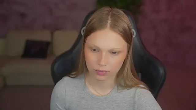 Charlotte Dreams online show from June 14, 2026, 10:38 am