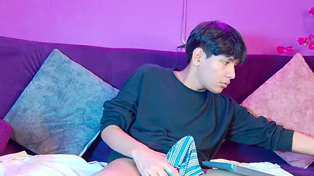 Liam Sinclair online show from March 11, 2026, 8:14 pm