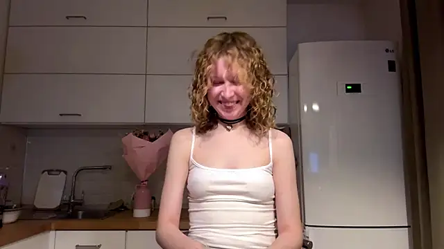 ElfriedaZwack online show from January 14, 2026, 3:04 pm