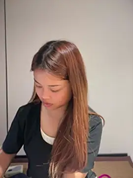 Snapshot of Toffee-00 chatting on June 22, 2026, 7:27 am Toffee-00 online show from June 22, 2026, 7:27 am