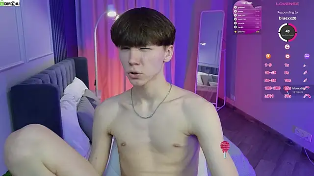 cuMte boy online show from March 1, 2026, 1:16 am