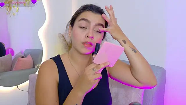 Ambar Carter online show from May 22, 2026, 3:26 am