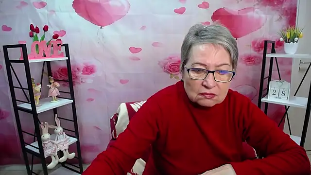 OlgaLuck online show from April 28, 2026, 5:12 am