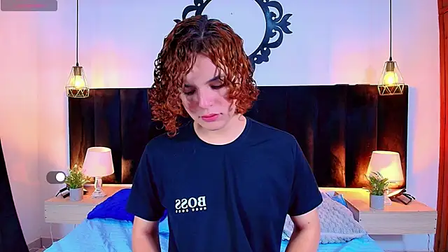 Skyee angel online show from July 9, 2026, 7:57 pm