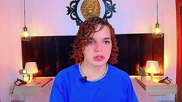 Snapshot of Skyee_angel chatting on June 20, 2026, 7:30 pm Skyee angel online show from June 20, 2026, 7:30 pm