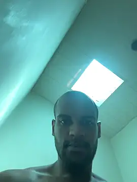 andrewmaro online show from February 5, 2026, 4:14 pm