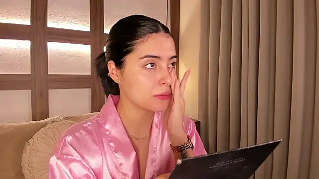 Snapshot of SarhaVega chatting on March 21, 2026, 1:04 pm SarhaVega online show from March 21, 2026, 1:04 pm