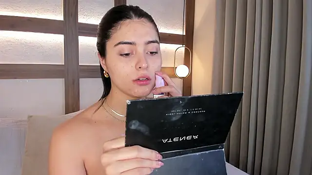 Snapshot of SarhaVega chatting on March 17, 2026, 12:30 pm SarhaVega online show from March 17, 2026, 12:30 pm