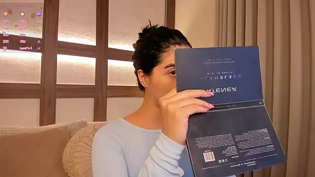 Snapshot of SarhaVega chatting on February 12, 2026, 12:16 pm SarhaVega online show from February 12, 2026, 12:16 pm