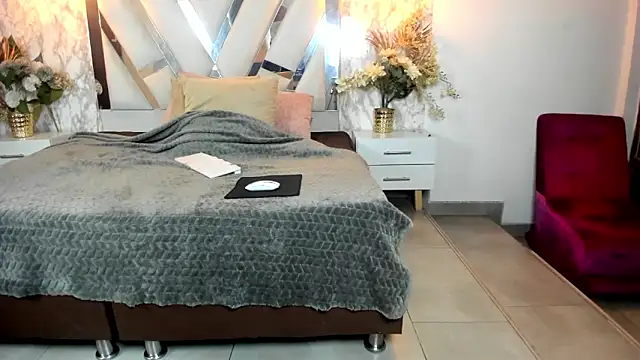 Snapshot of Mysterius_Woman chatting on March 19, 2026, 11:10 am Mysterius Woman online show from March 19, 2026, 11:10 am