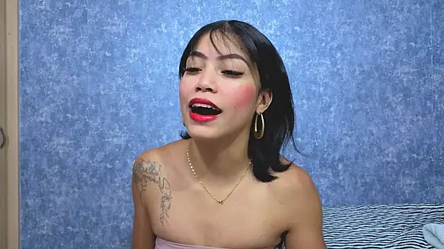 Snapshot of Malia_fox chatting on July 18, 2026, 5:21 pm Malia fox online show from July 18, 2026, 5:21 pm