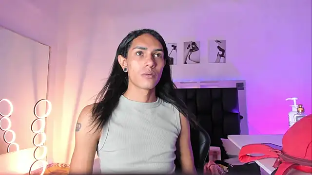 ValeryTs1 online show from July 30, 2026, 6:18 pm
