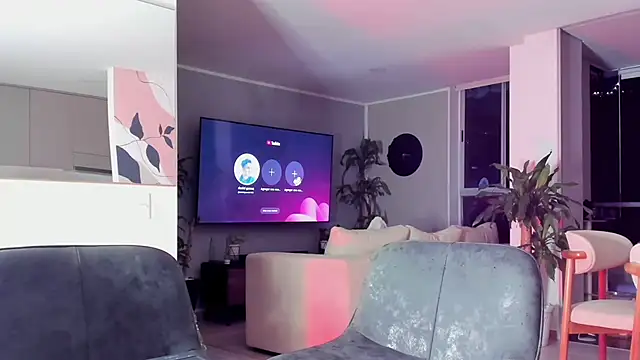 Valenthino Salvatore online show from February 17, 2026, 11:35 pm