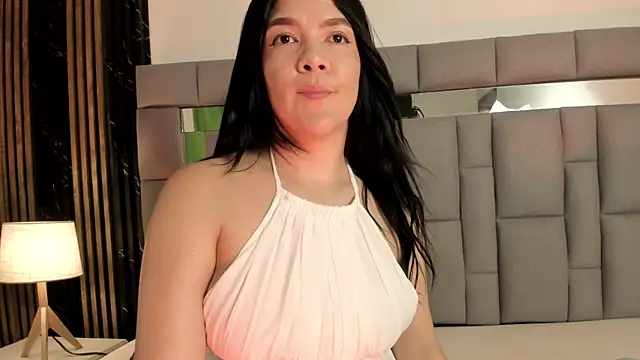 amaia santini online show from July 30, 2026, 7:02 pm