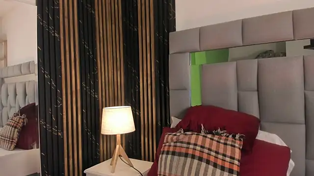 amaia santini online show from July 8, 2026, 7:36 pm