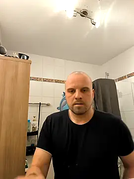 Snapshot of Phoenix2310 chatting on February 12, 2026, 6:13 am Phoenix2310 online show from February 12, 2026, 6:13 am