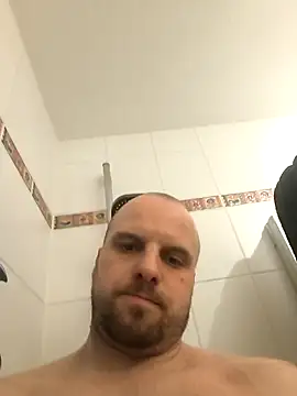 Snapshot of Phoenix2310 chatting on March 2, 2026, 6:47 am Phoenix2310 online show from March 2, 2026, 6:47 am