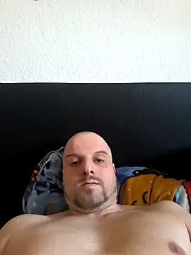 Snapshot of Phoenix2310 chatting on March 7, 2026, 7:26 am Phoenix2310 online show from March 7, 2026, 7:26 am