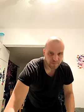 Snapshot of Phoenix2310 chatting on March 9, 2026, 10:24 pm Phoenix2310 online show from March 9, 2026, 10:24 pm