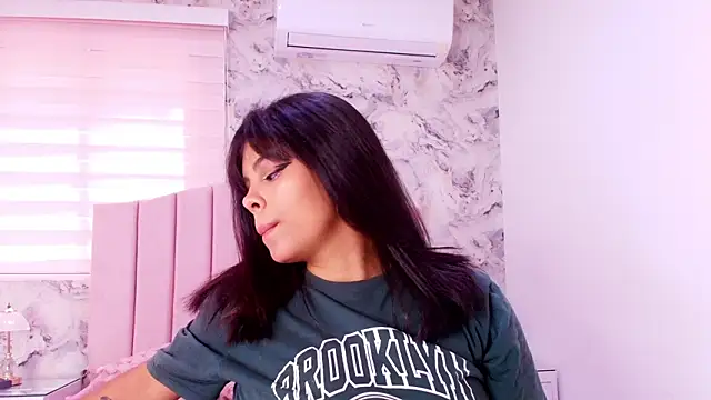 Snapshot of katsumi_yan chatting on March 10, 2026, 7:07 pm katsumi yan online show from March 10, 2026, 7:07 pm