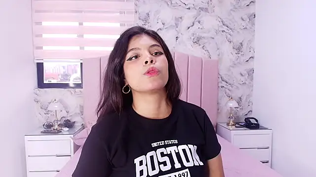 Snapshot of katsumi_yan chatting on February 20, 2026, 7:16 pm katsumi yan online show from February 20, 2026, 7:16 pm