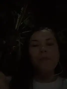 Natalia Saenz  online show from May 22, 2026, 12:41 am