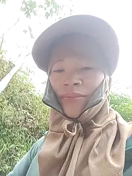 nangmo online show from December 2, 2025, 12:33 am