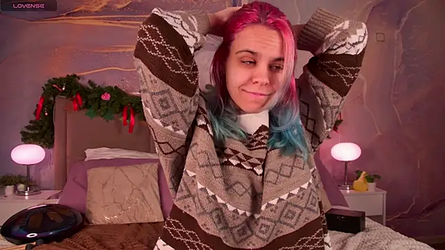 LiraBelle online show from January 12, 2026, 3:13 am