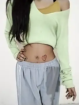 Alli8900 online show from November 28, 2025, 5:02 pm