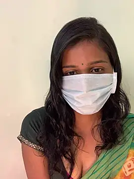 honeygirl6996 online show from February 25, 2026, 6:13 am