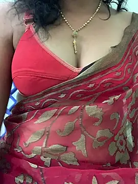 honeygirl6996 online show from July 14, 2026, 8:08 am