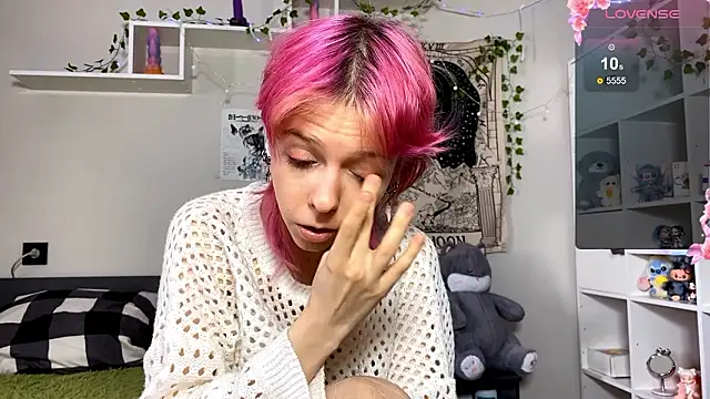 FairyLuna online show from March 13, 2026, 11:37 am