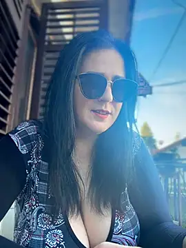 Mary kansas bbw online show from April 26, 2026, 4:26 pm