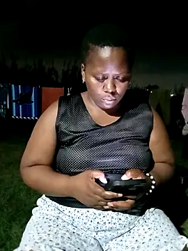 BlackPearlxxo online show from May 3, 2026, 4:21 pm