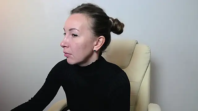 Brandy Gem online show from April 20, 2026, 1:13 pm